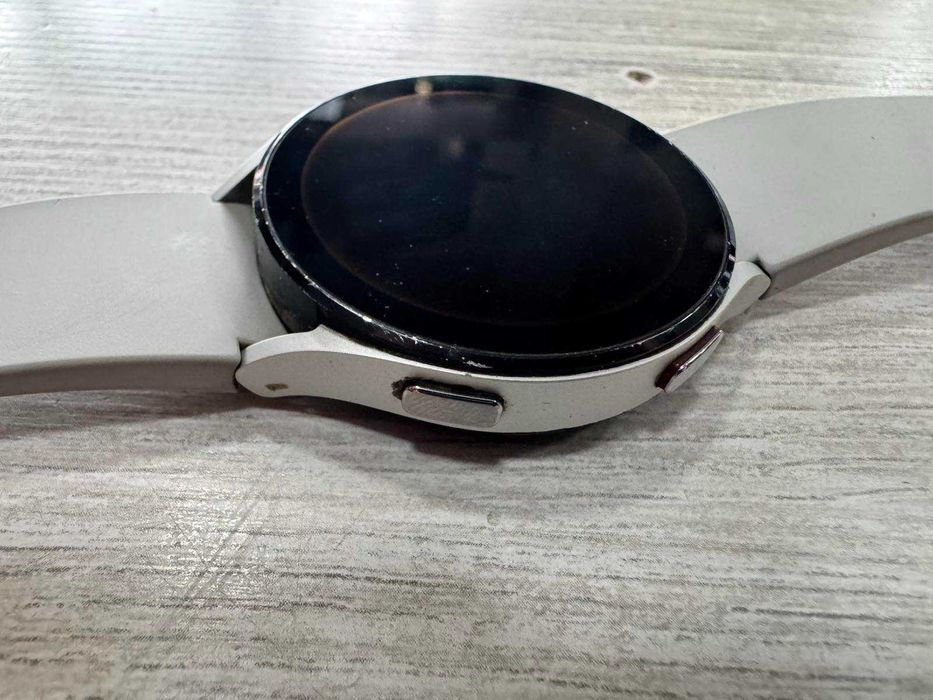 Samsung Galaxy Watch 4 – 44 mm