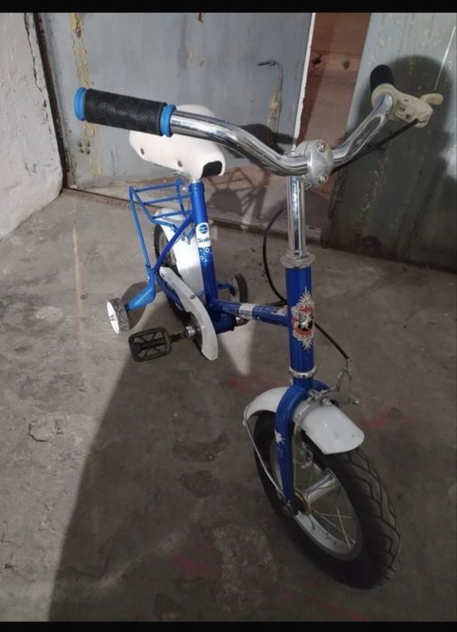 Bicicleta pegas copii