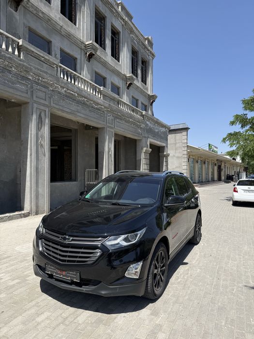 Equinox 2020 yil, benzinda qora rang