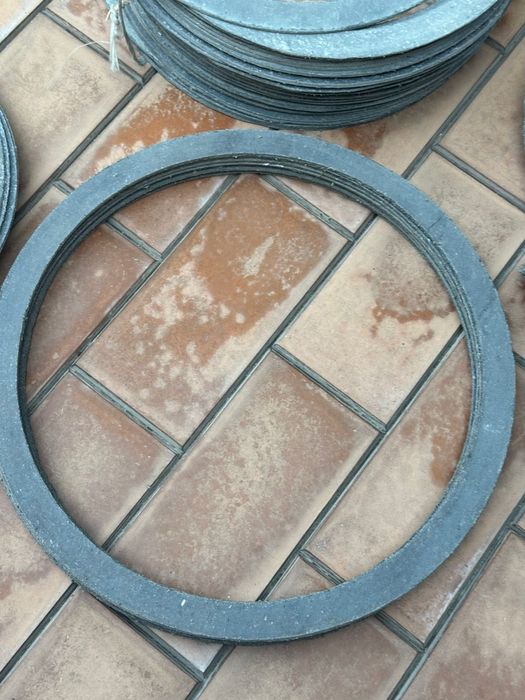 Паранитовые прокладки 0,3 мм