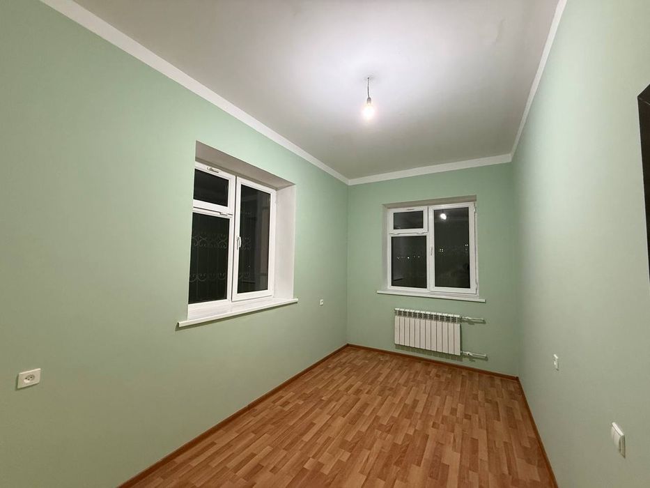 Юнусабад 12 квартал. Продается квартира 2/2/4