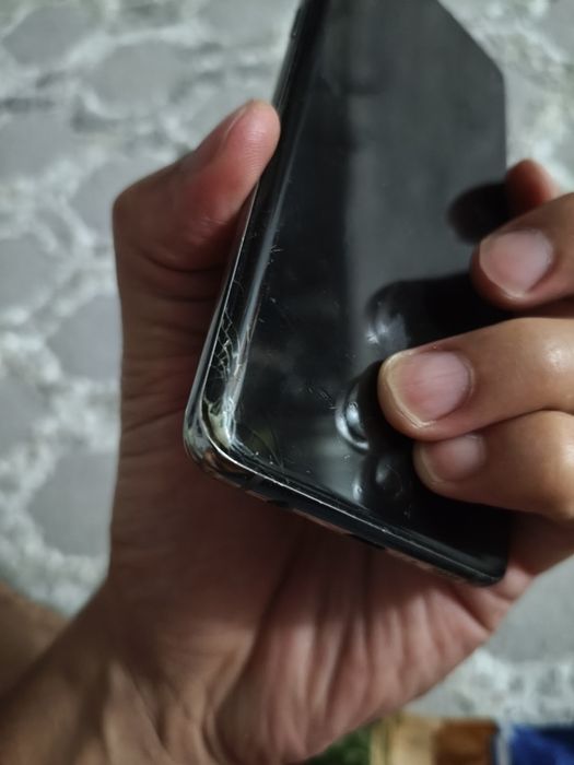 Продам Galaxy S10 8/128