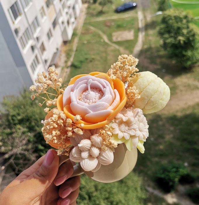 Букети от соеви свещи