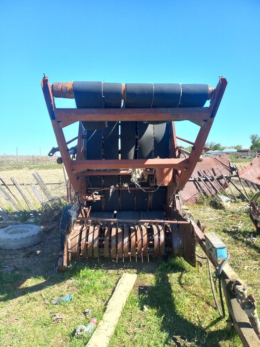 Рулон пресс подборщик