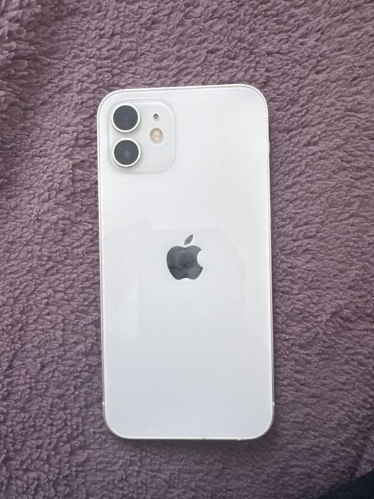 Айфон 12 сатылады