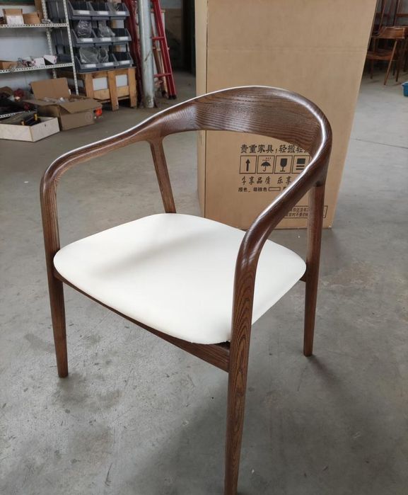 Стол из керамогранита