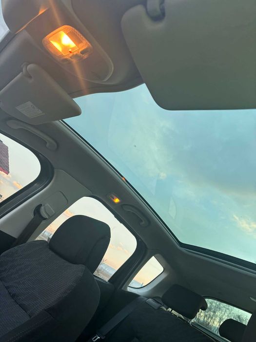 Peugeot 3008 anul 2009