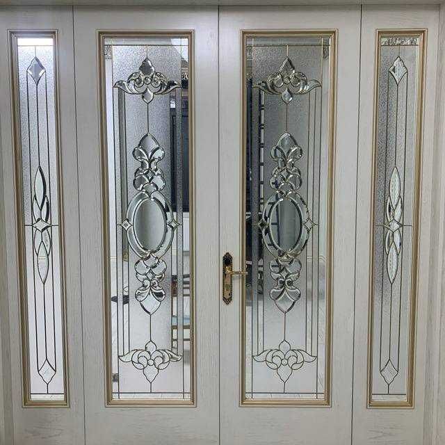 Гулли накшли ойна витраж