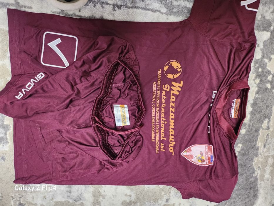 Vind echipament footbal