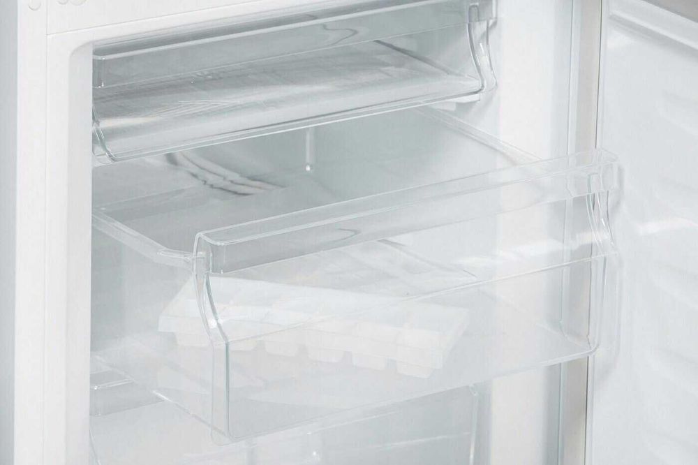 Хладилник с фризер HANSEATIC HKGK14349DW 143см.