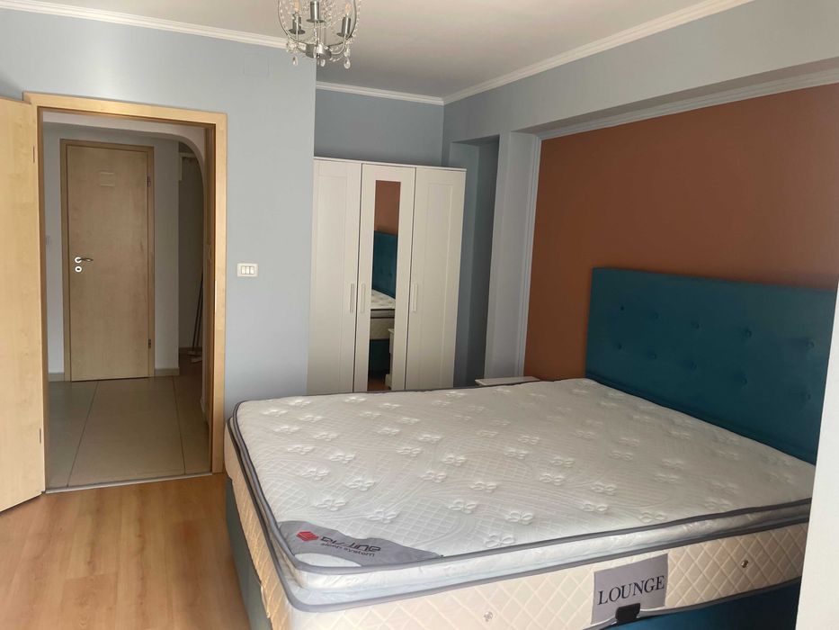 Proprietar: 4 camere decomandat in Piata Unirii,Amenajat Modern