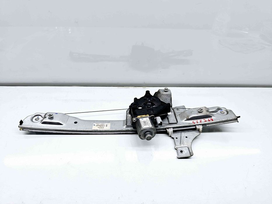 Macara electrica geam stanga fata Peugeot 208 [Fabr 2012-2024] 9673154