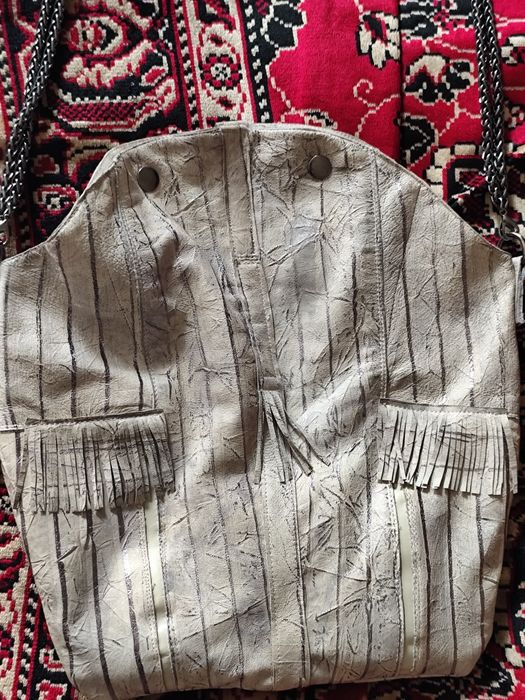 Продам сумочка чистая кожа