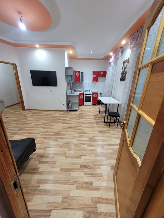 Сдам двушку в центре города