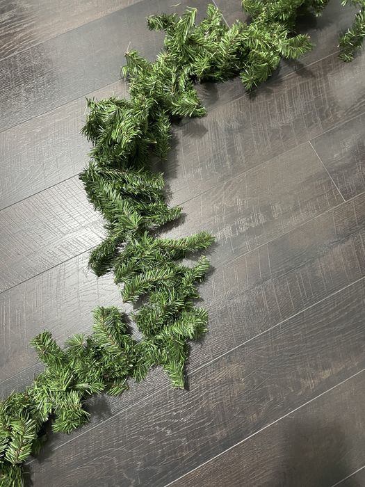 Ghirlanda din brad artificial