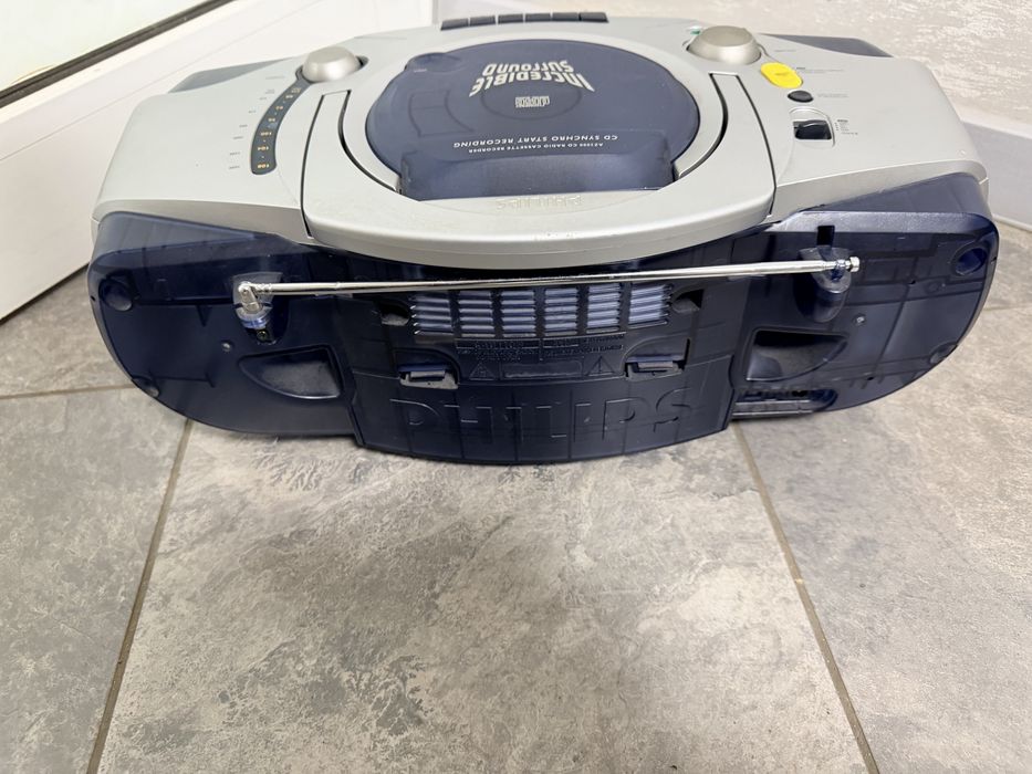 Минисистема Philips AZ2000  AM/FM Radio CD Cassette Player