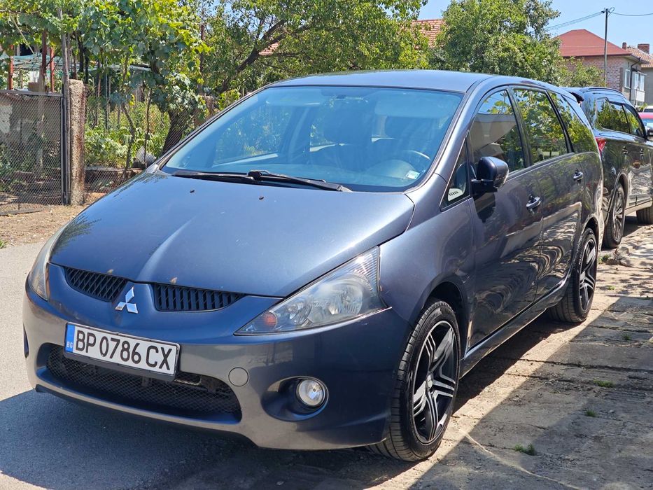 Mitsubishi Grandis 2.4 MIVEC 2007 ГАЗ 7 места