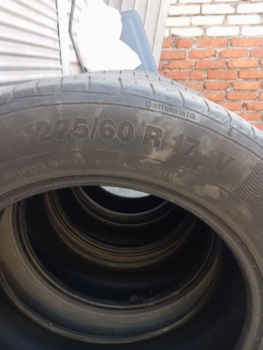 Шины б/у комплект