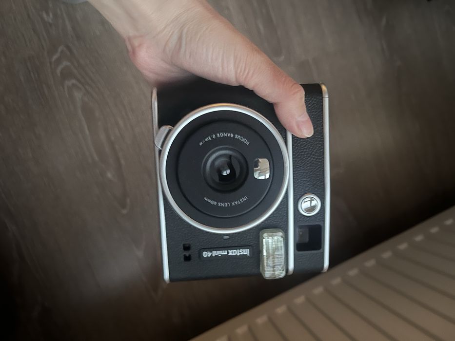 Instax mini 40 почти новый