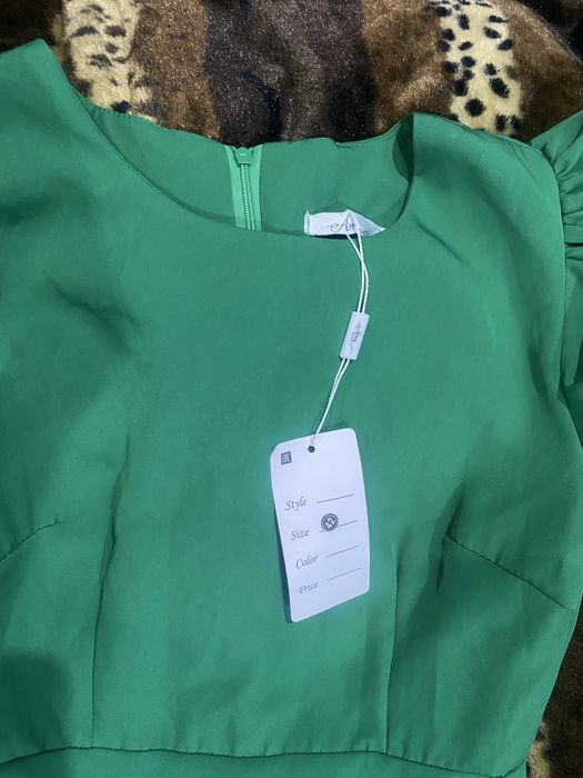 Платье разное женское