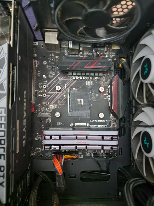 Материнская плата x470 gaming plus