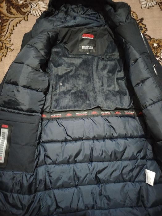 Продам зимнюю куртку.