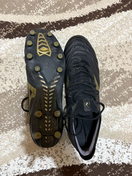 Бутонки Mizuno neo