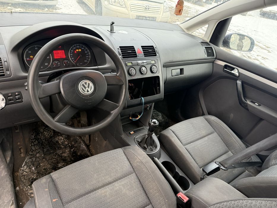 VW Touran 1,9tdi 101ks 6skorostu na chasti/Тоуран 1,9тди 6ск на части