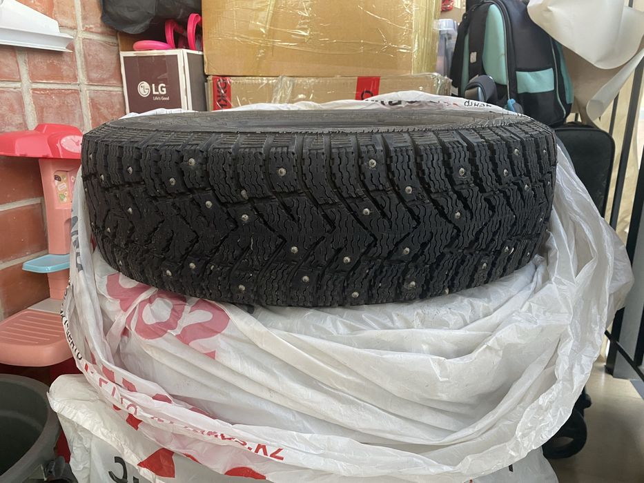 Продам зимние шины R14