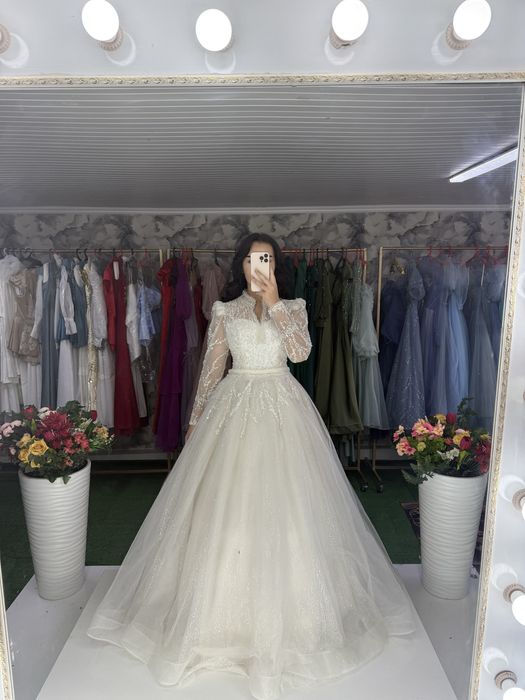 Свадебное платье