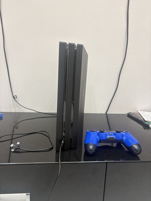 Sony PS4 Pro дисктермен