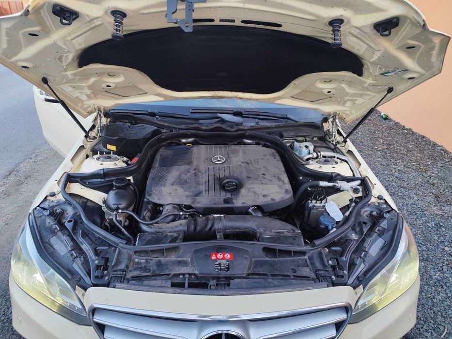 Vand / Schimb Mercedes Benz E class W212 pachet AMG