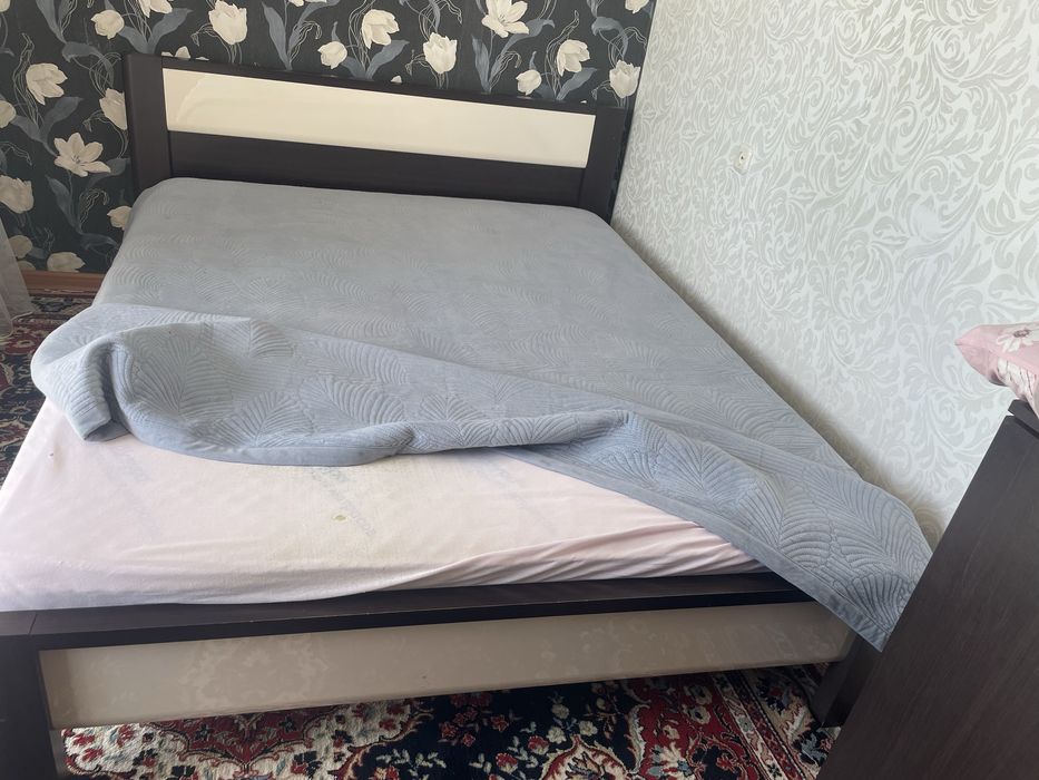 Срочно продам кровать