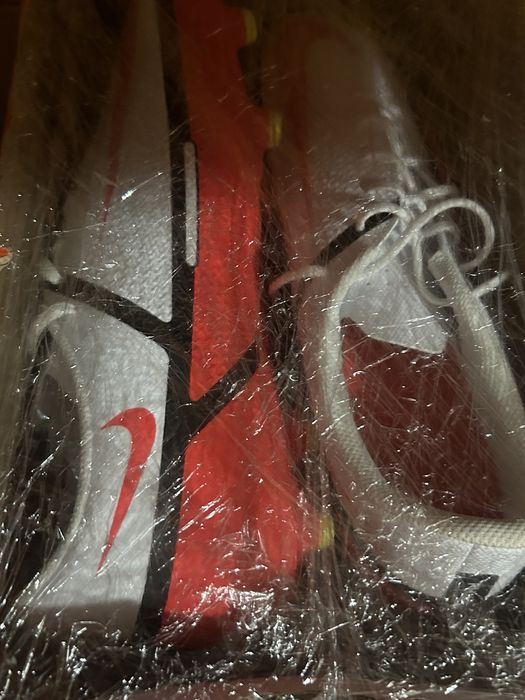 Бутонки найк