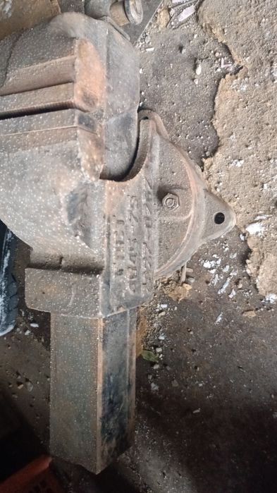 Тиски производства СССР