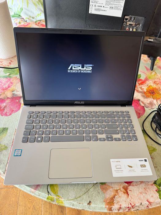 Laptop assus i5