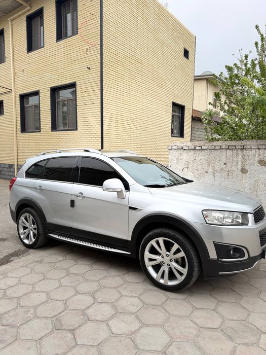 Chevrolet Captiva 2011 — 2