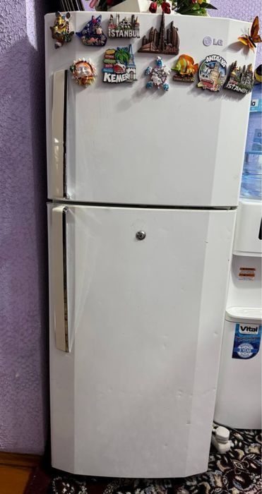 Холати жуда яхши уй ремонт килиш учун сотилаяпди