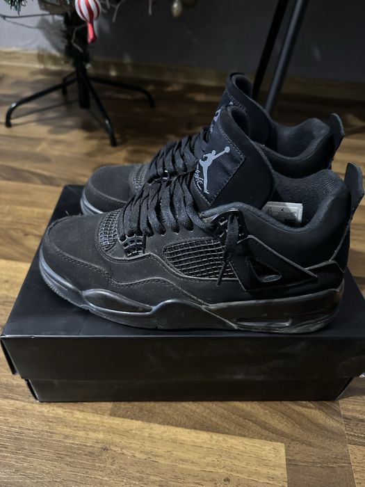 Jordan 4 Black Cat
