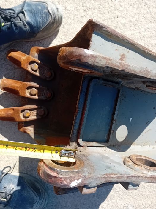 Cupa 25 cm miniexcavator 1.5 1.8 tone