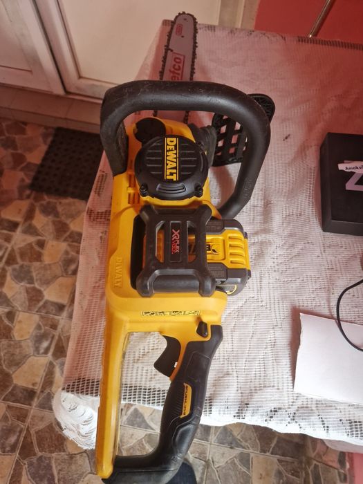 Drujba electrica cu acumulator