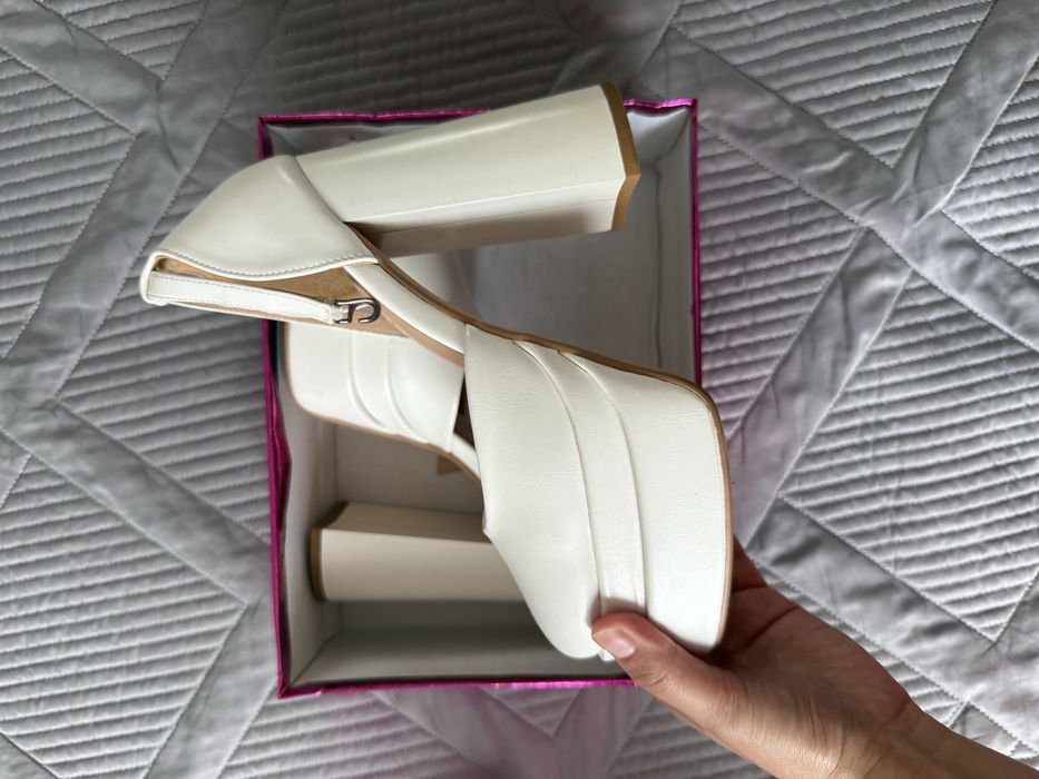 Каблук платформа белый