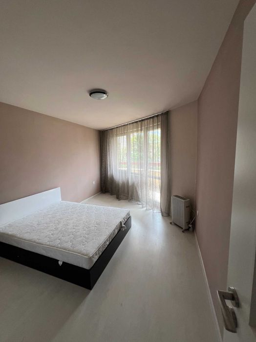 Апартамент в центъра на Перник