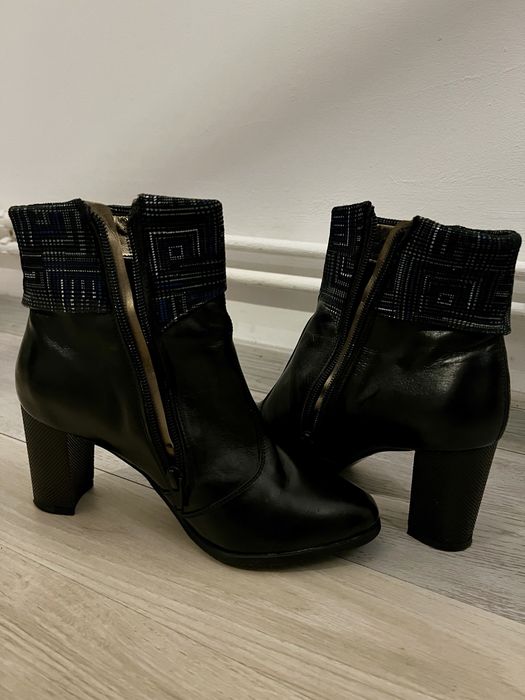 Botine din piele naturala