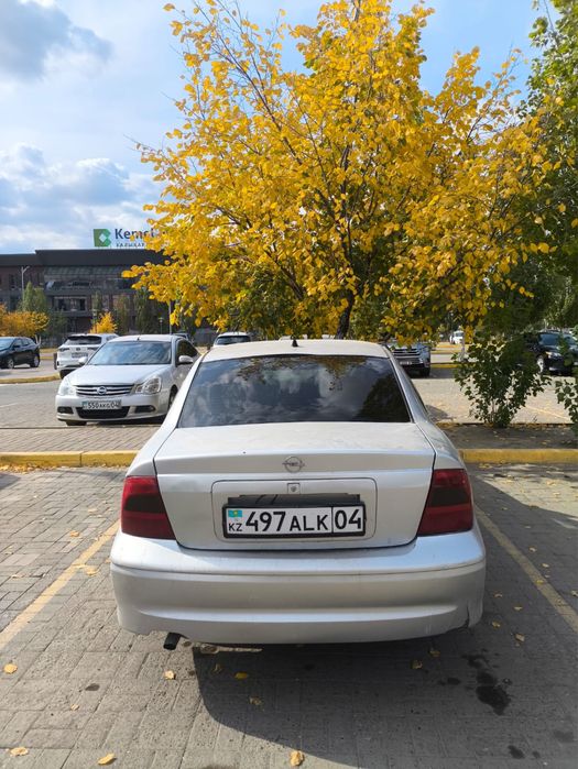 Продам Opel ушастик