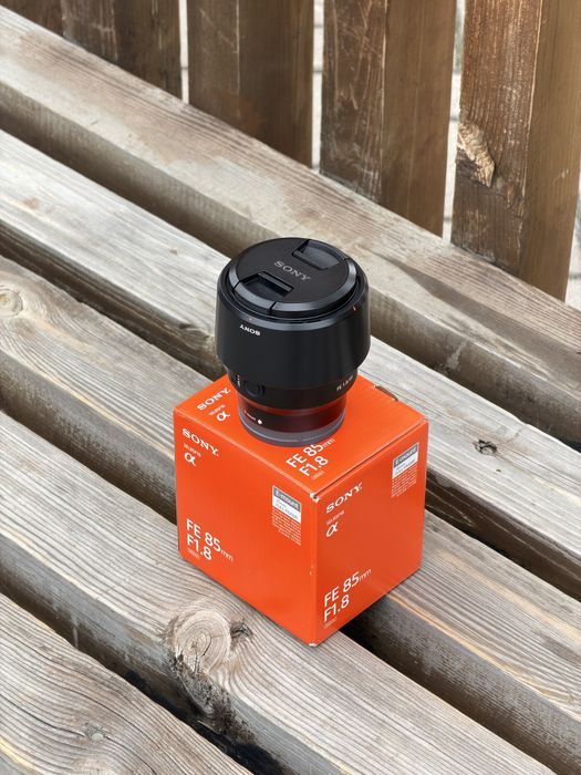 Обьектив Sony fe 85 mm f1.8