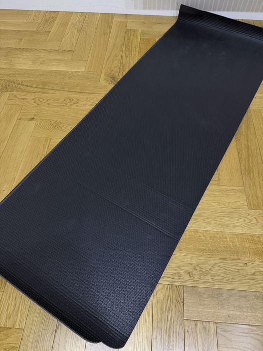 Вещи для спорта от бренда Oysho