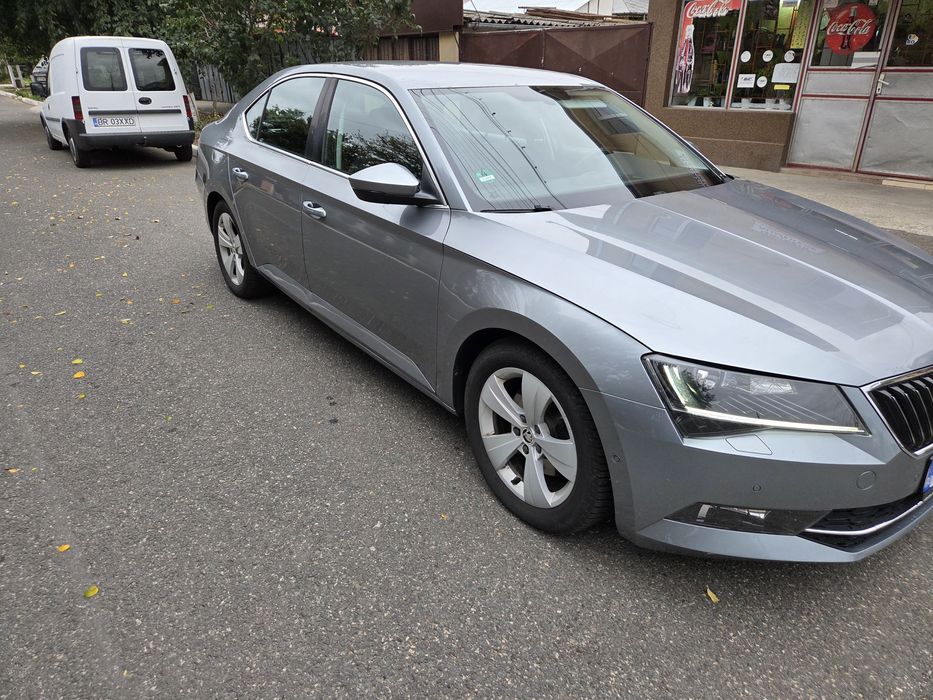 SKODA Superb 2016 — imagine 2