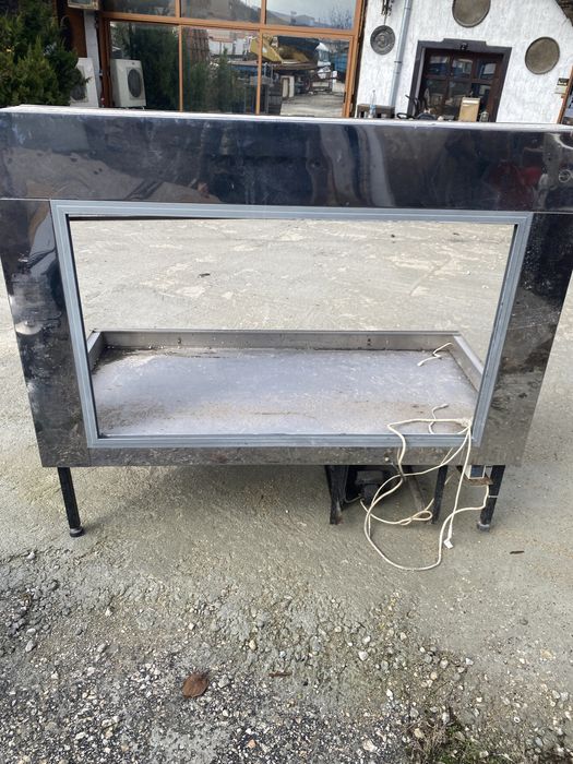 Витрина за вграждане, подходяща за заведение /магазин!!!