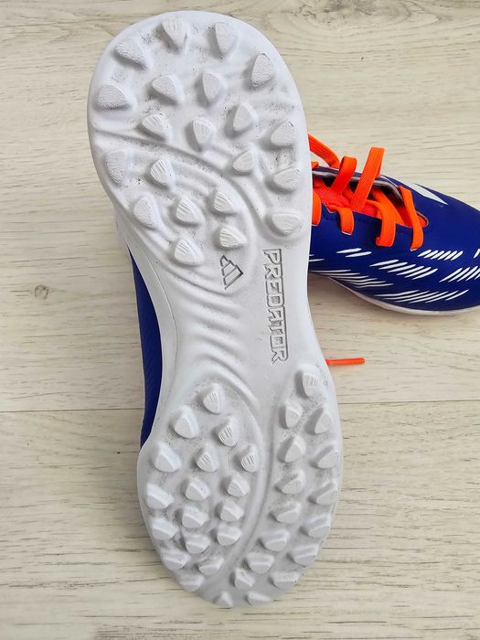 Детски обувки за футбол Adidas Predator